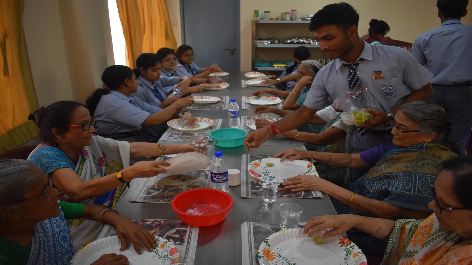 Visit to Shanti Nivas on the Occasion of Mothers' Day
