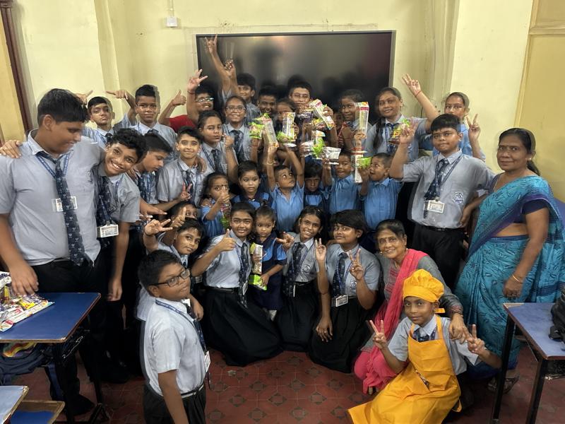 Second School Interaction by Class VIA